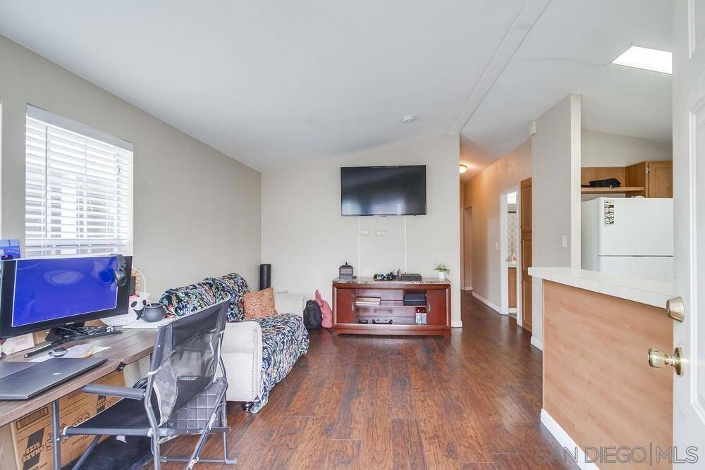 Alpine, CA 91901,3505 Alpine Blvd #49
