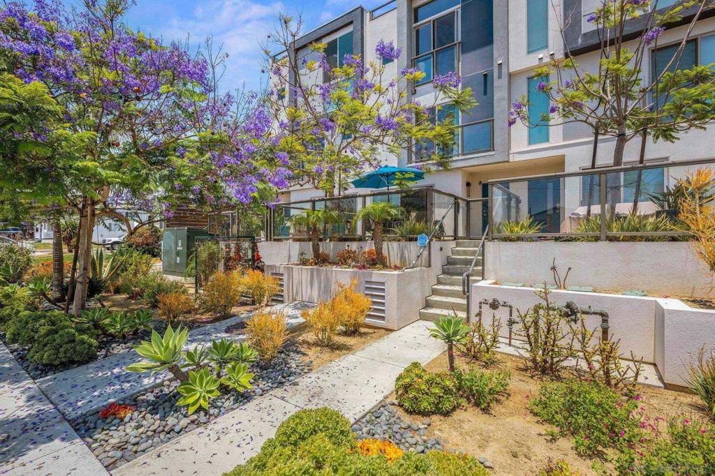 San Diego, CA 92106,3030 Jarvis St #2