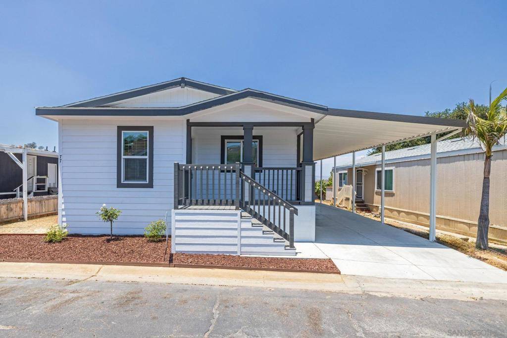 El Cajon, CA 92021,13217 Aurora Dr. #77