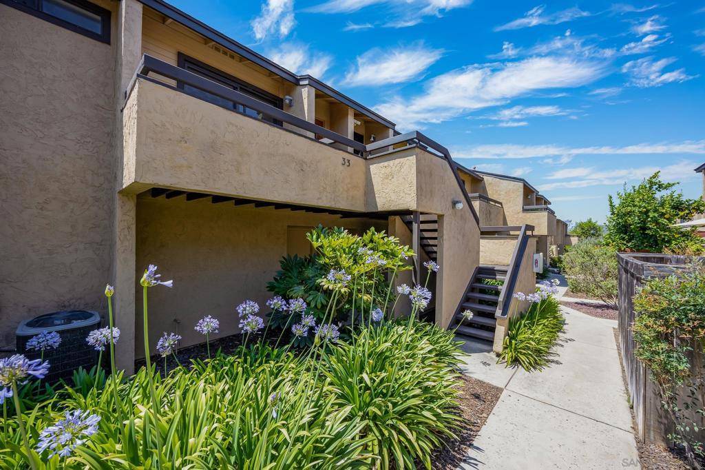 Santee, CA 92071,9228 Mast Blvd #33
