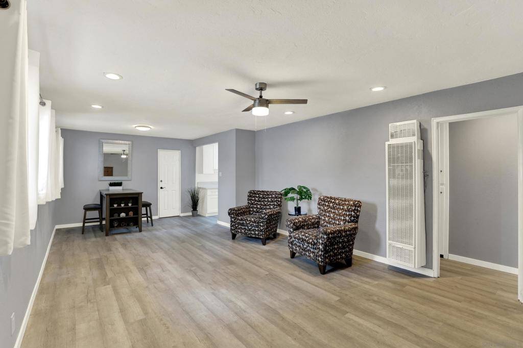 San Diego, CA 92117,5143 Conrad Ave