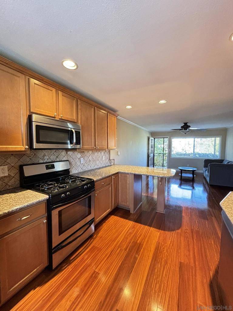 San Diego, CA 92104,4009 1/2 ILLINOIS ST