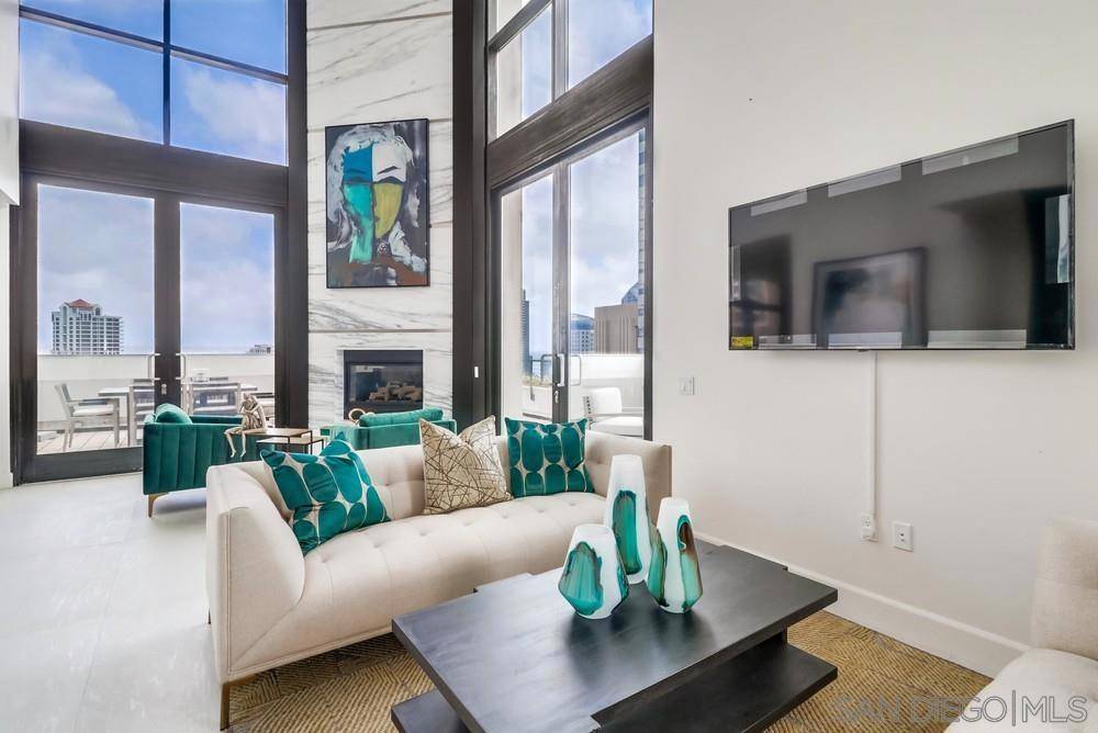 San Diego, CA 92101,645 Front St #2201