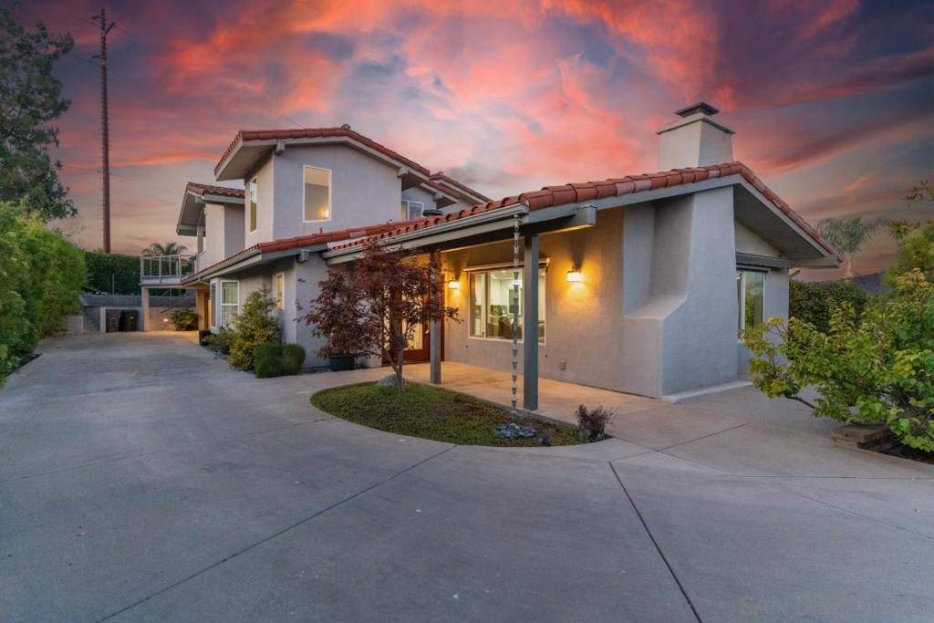 Fallbrook, CA 92028,907 Ridge Heights Road