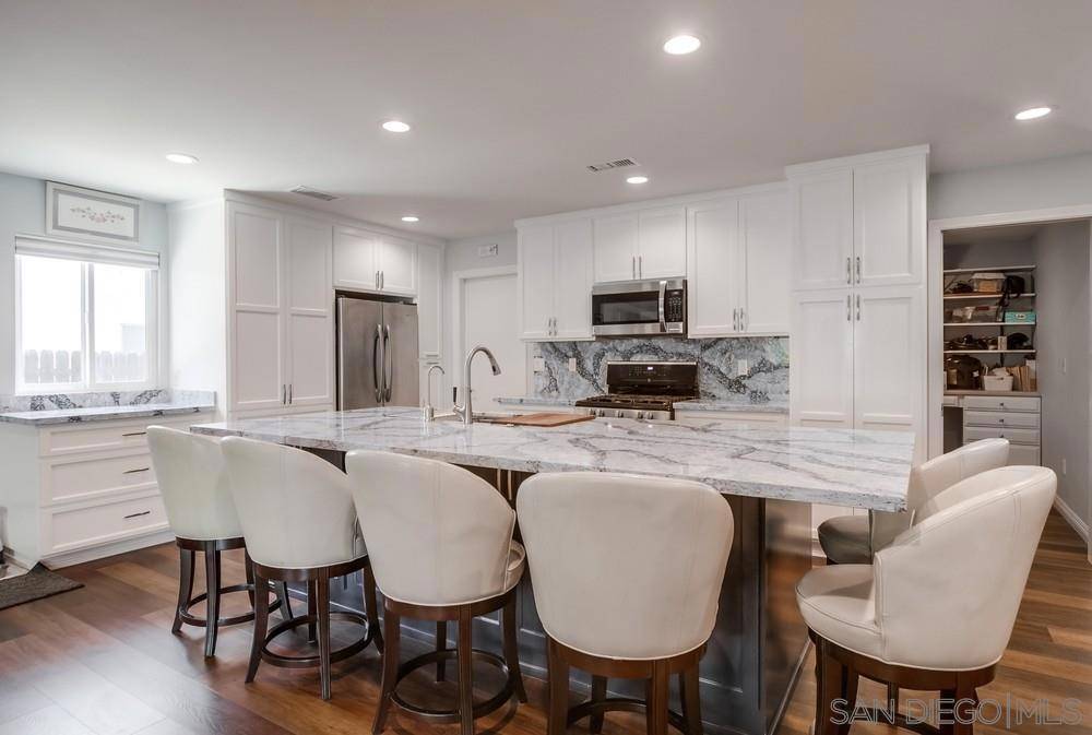 Lakeside, CA 92040,9114 Gideon Cir N