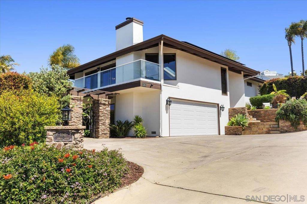 Del Mar, CA 92014,1141 Luneta Drive