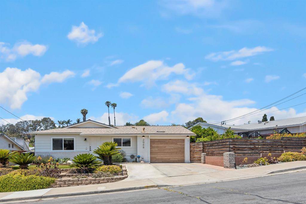 San Diego, CA 92104,2068 Montclair