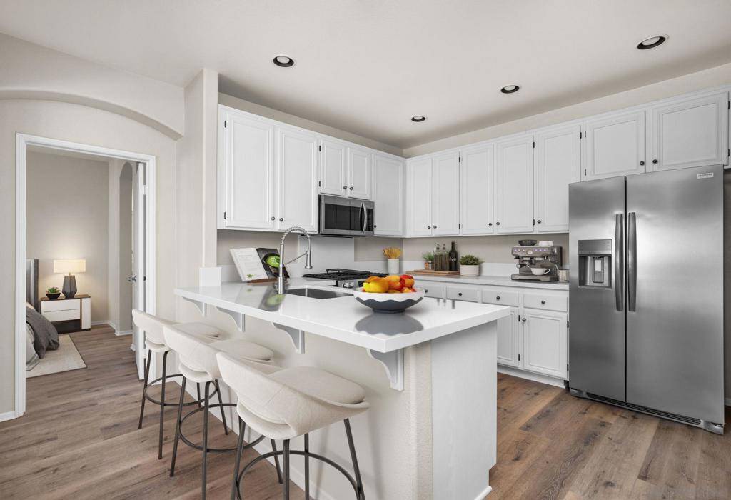 San Diego, CA 92130,3739 Carmel View Rd #1