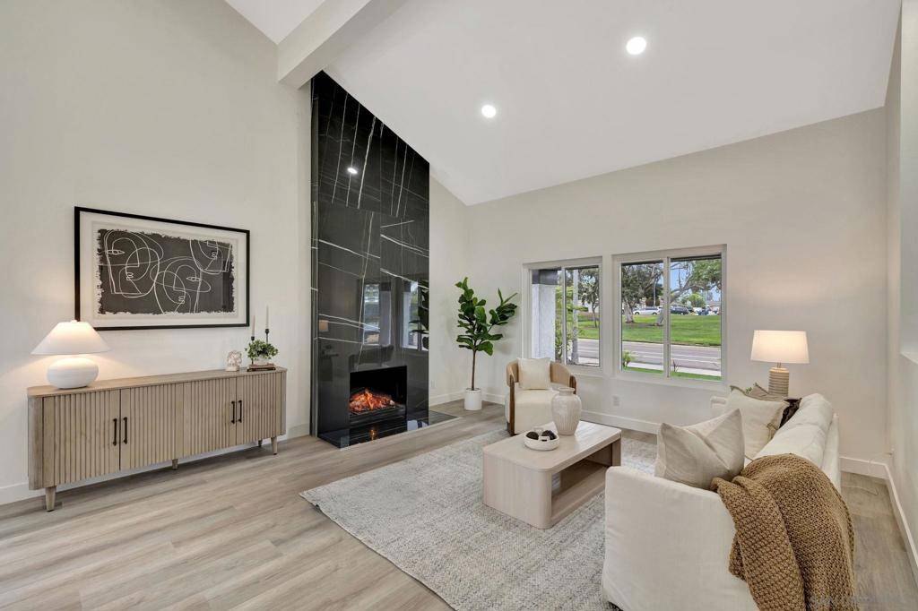 Encinitas, CA 92024,349 N Willowspring Dr