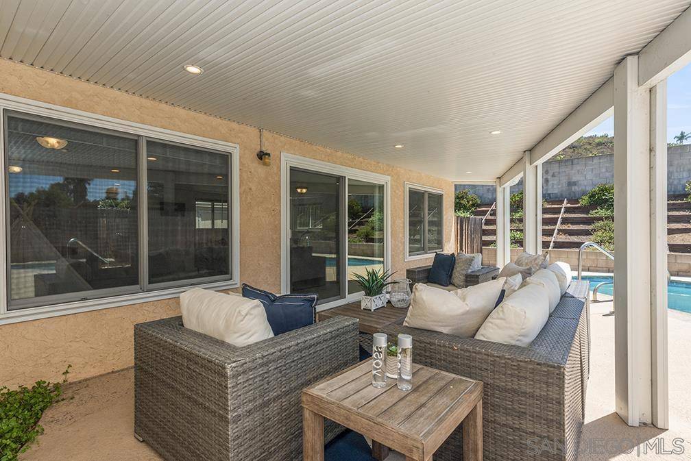 Poway, CA 92064,13811 Tobiasson Rd