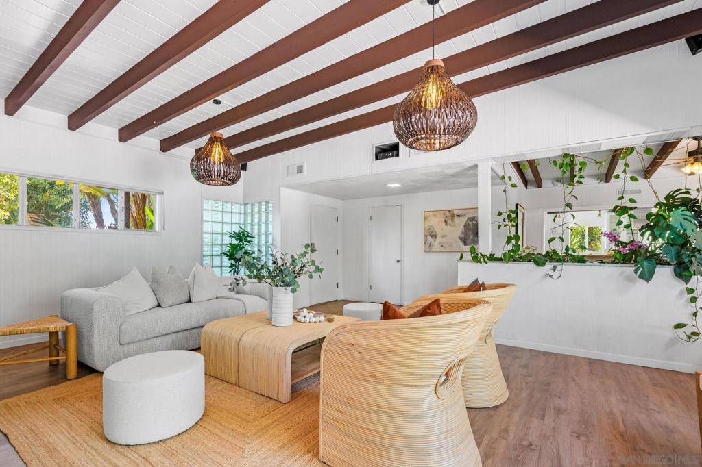 La Jolla, CA 92037,5591 Linda Rosa Ave