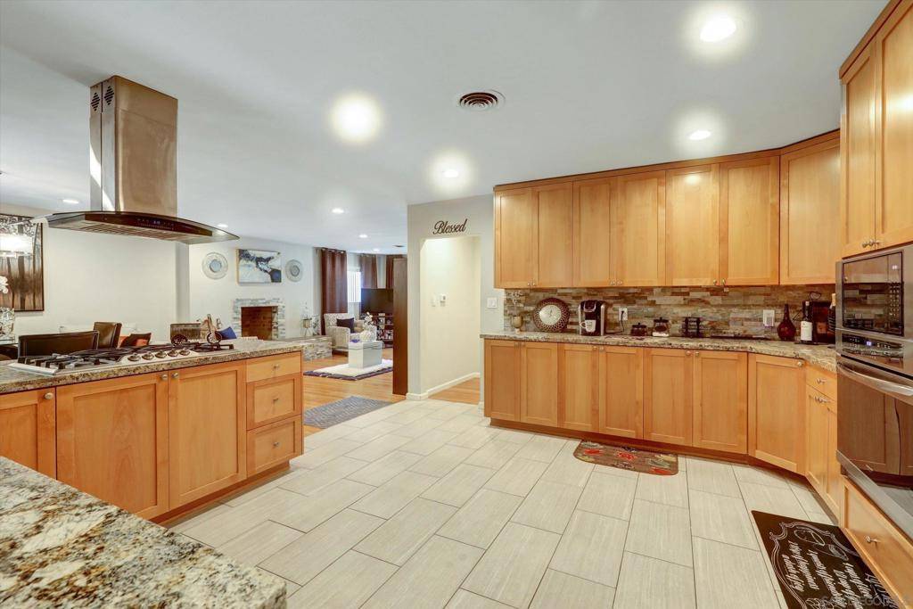 La Mesa, CA 91941,Address not disclosed