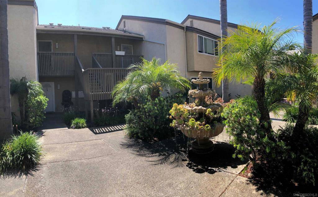 San Diego, CA 92037,8529 Villa La Jolla Dr. #F