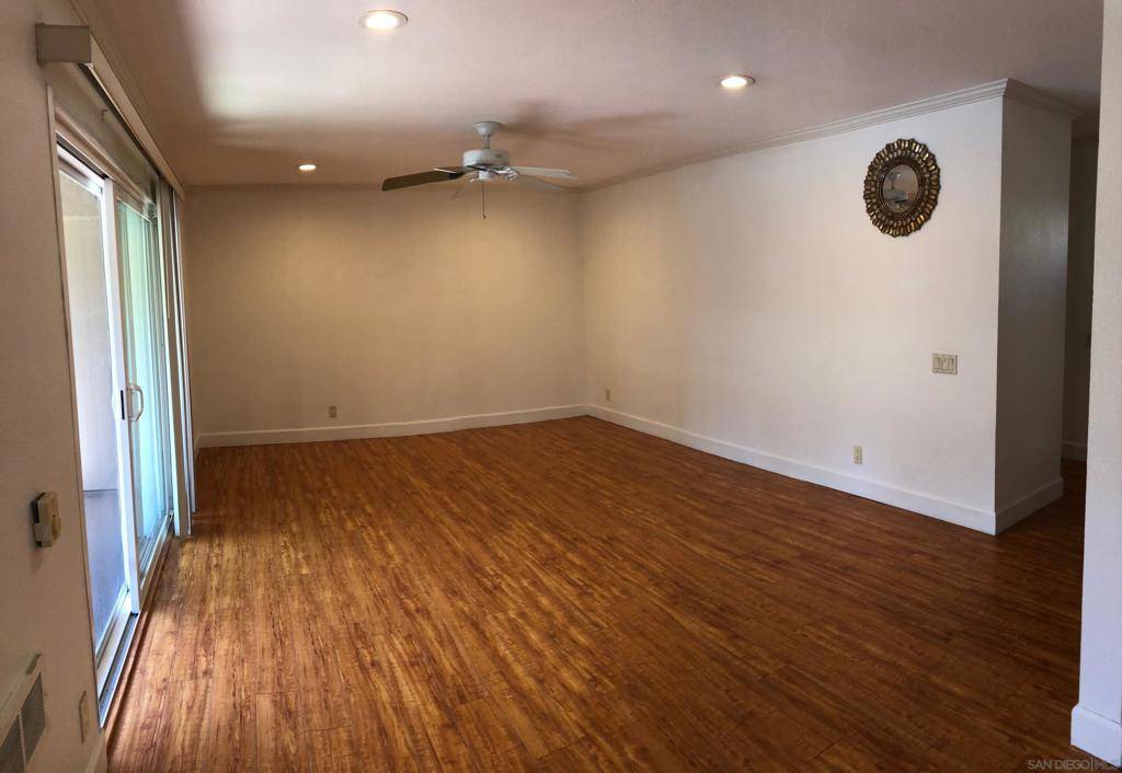 San Diego, CA 92037,8529 Villa La Jolla Dr. #F