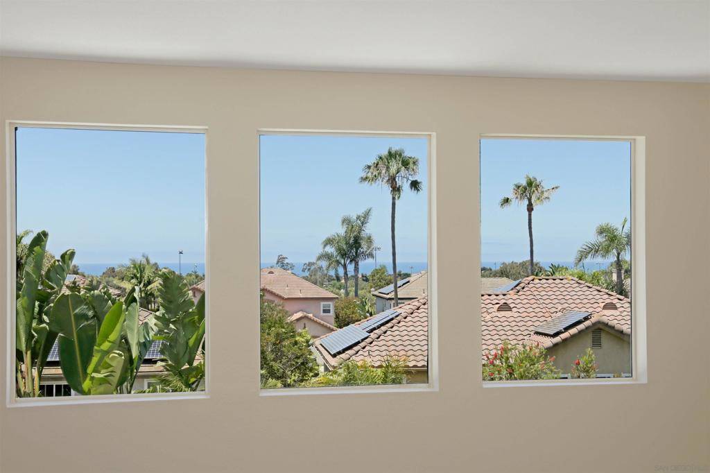 Carlsbad, CA 92011,6581 Bluebonnet Dr