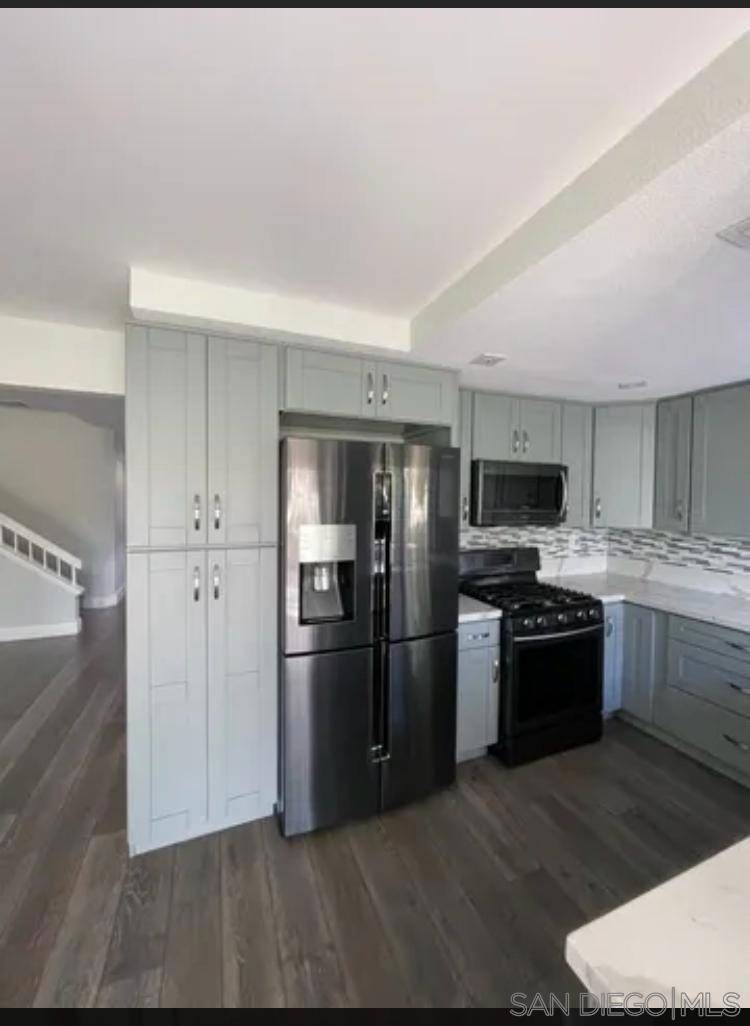 Chula Vista, CA 91913,2096 Northshore DR #A