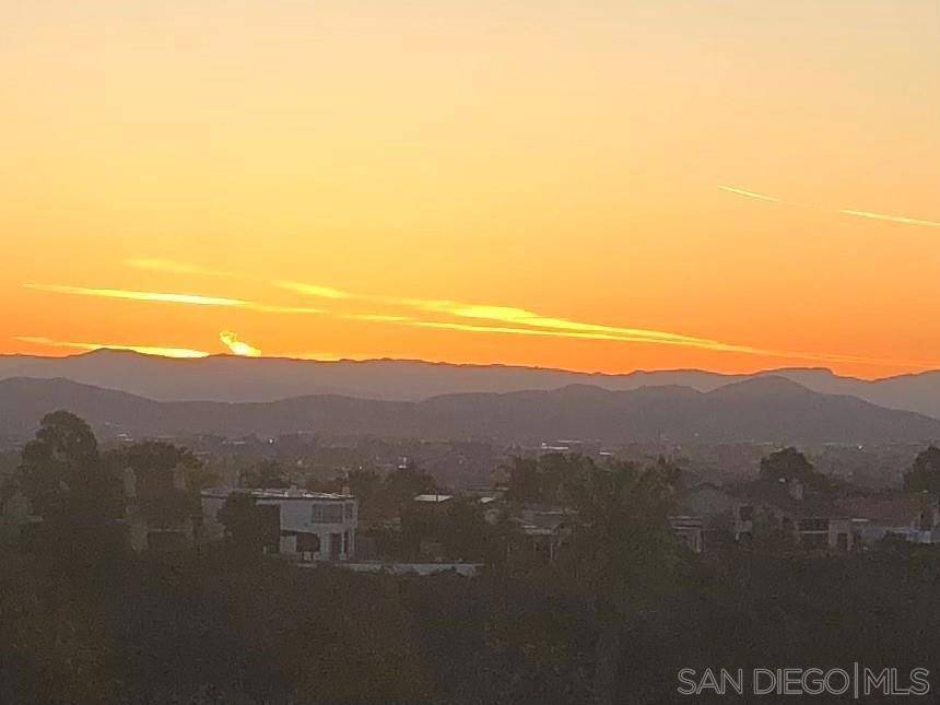 La Jolla, CA 92037,6645 Caminito Scioto
