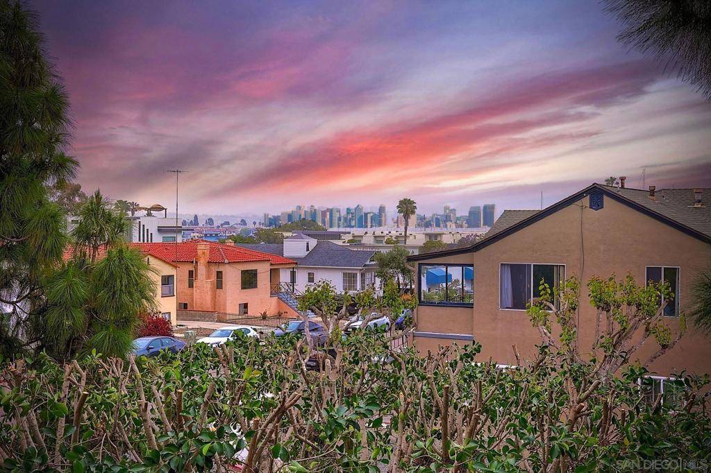 San Diego, CA 92106,1174 Locust St