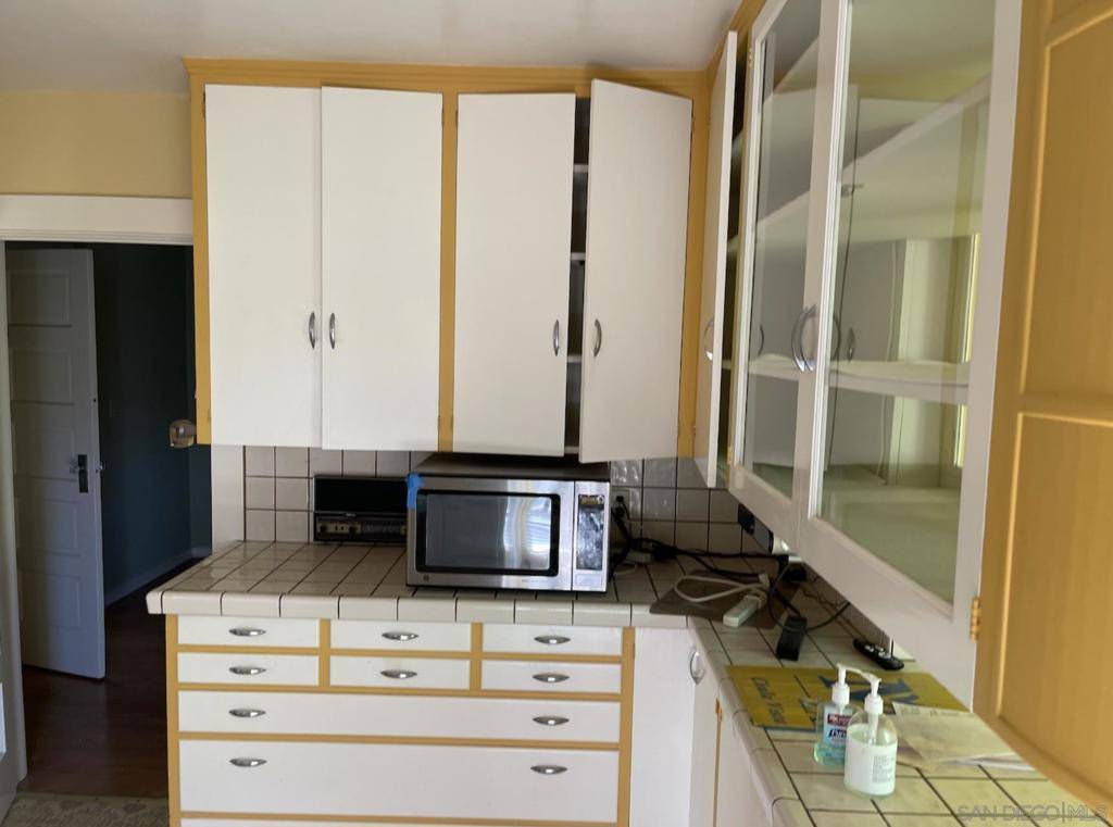 Chula Vista, CA 91910,270 Madrona Street