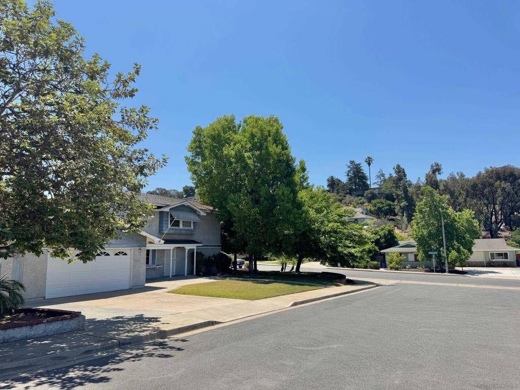 La Mesa, CA 91941,4703 Helix Glen Dr