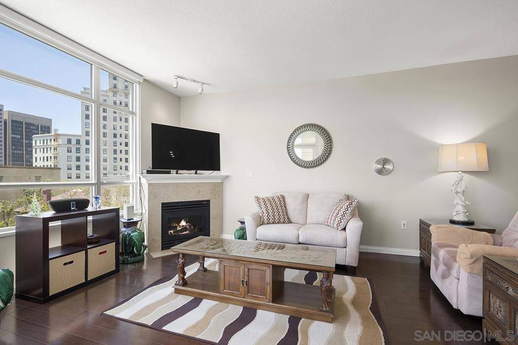 San Diego, CA 92101,850 Beech Street #512