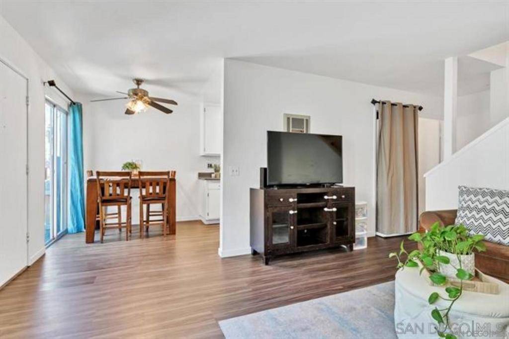 Lakeside, CA 92040,8132 Winter Gardens Blvd #5