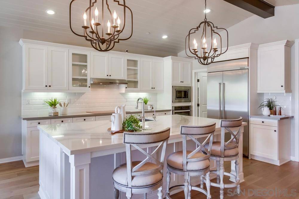 San Diego, CA 92127,8048 Auberge Cir