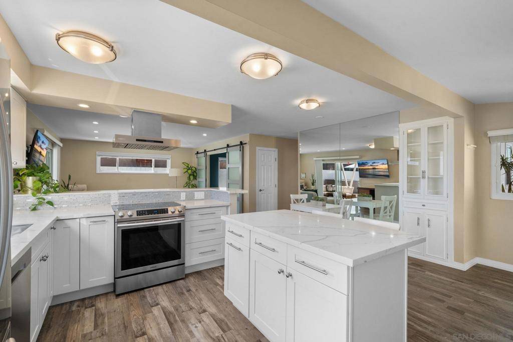 San Diego, CA 92117,4125 Chippewa Ct
