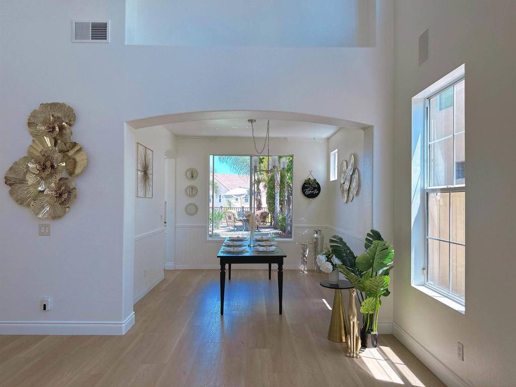 San Diego, CA 92129,8108 Via Panacea