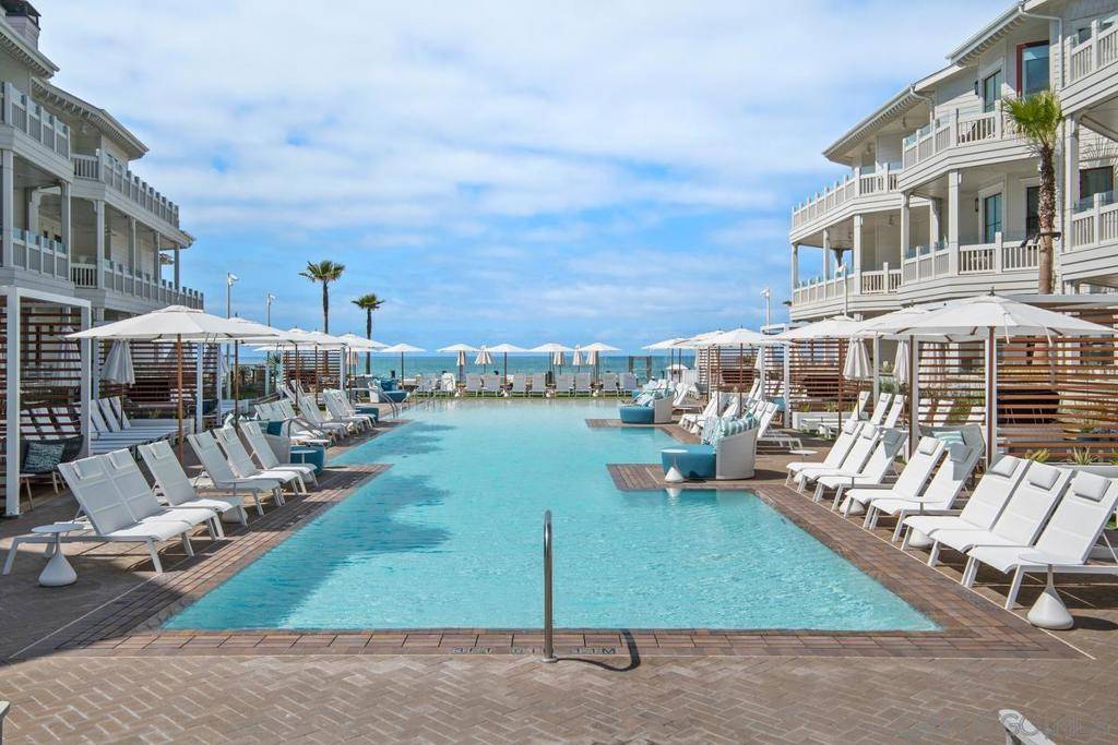 Coronado, CA 92118,1500 Orange Avenue #Unit 7