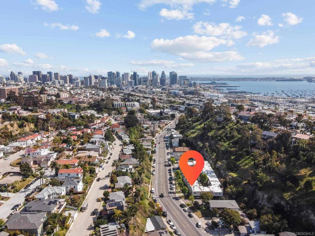 San Diego, CA 92103,2850 Reynard Way #5