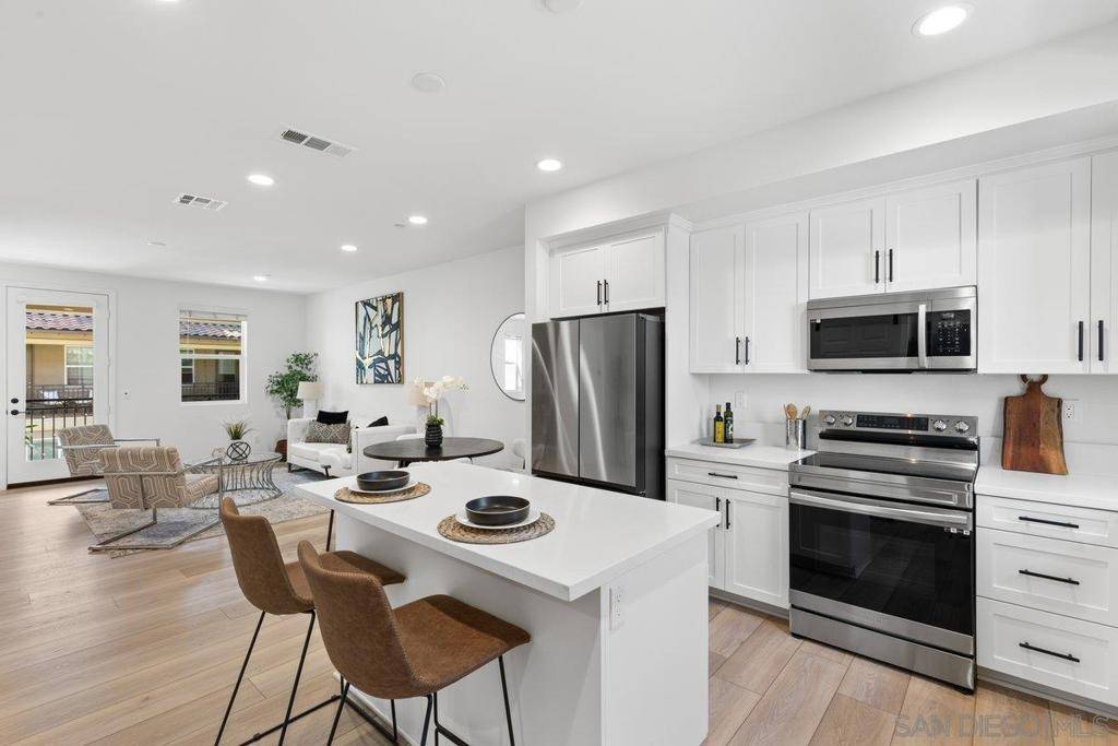 Lemon Grove, CA 91945,3507 Sequoia St