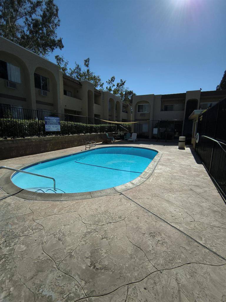Spring Valley, CA 91977,3557 Kenora Dr #22
