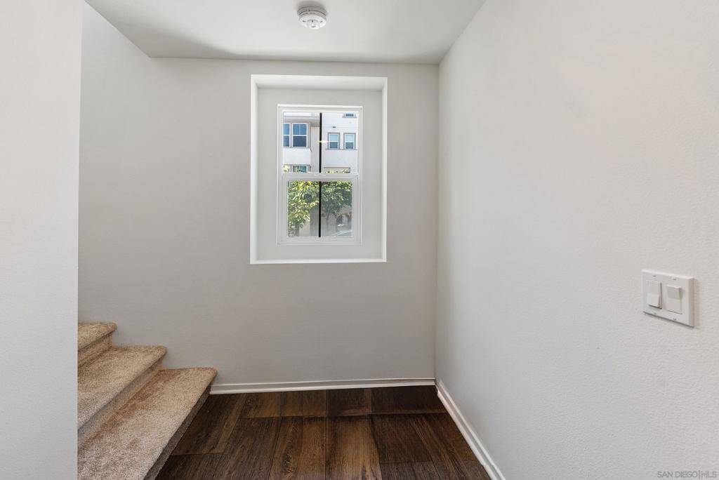 San Diego, CA 92154,5405 Beach Grass Ln #142