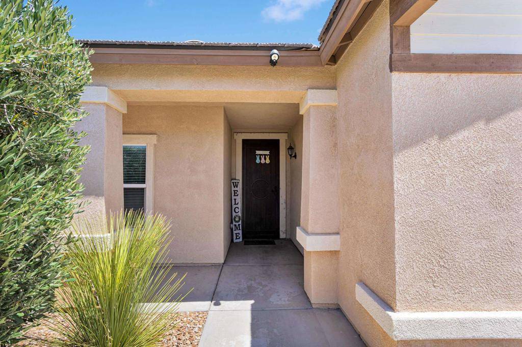 Victorville, CA 92392,13344 Luna Rd