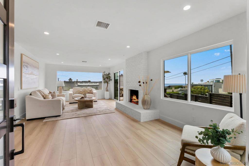 La Jolla, CA 92037,5576 Chelsea Ave