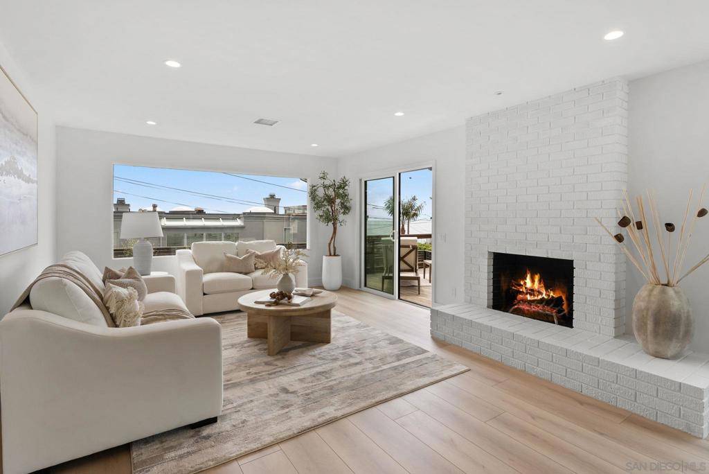 La Jolla, CA 92037,5576 Chelsea Ave