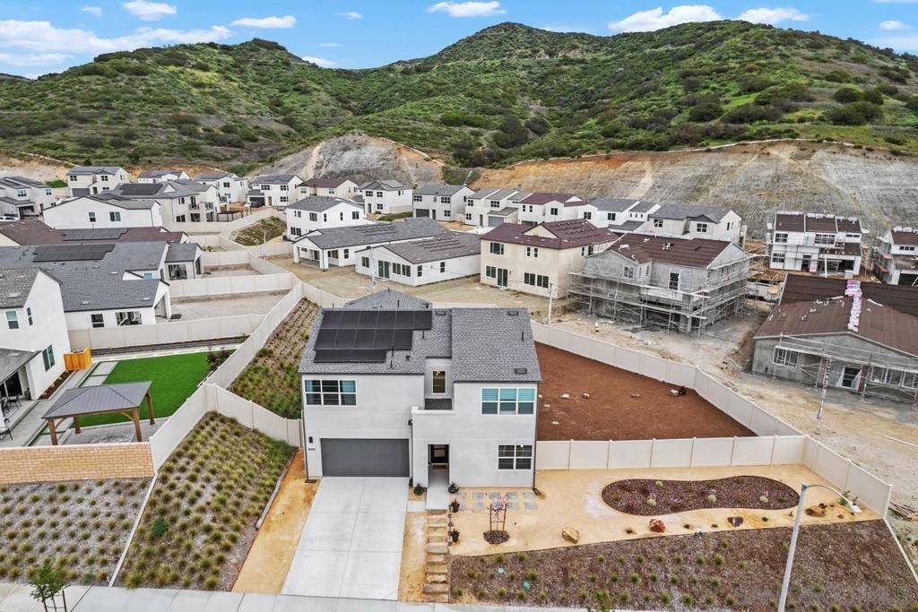 Fallbrook, CA 92028,35505 Orchard Trails