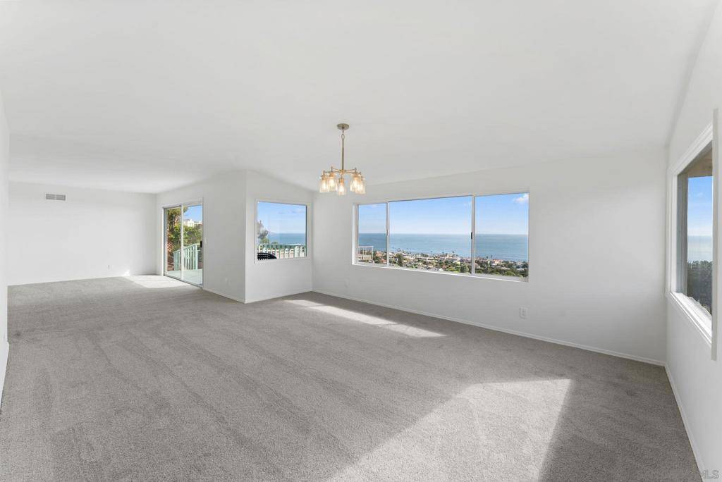 La Jolla, CA 92037,5995 La Jolla Corona