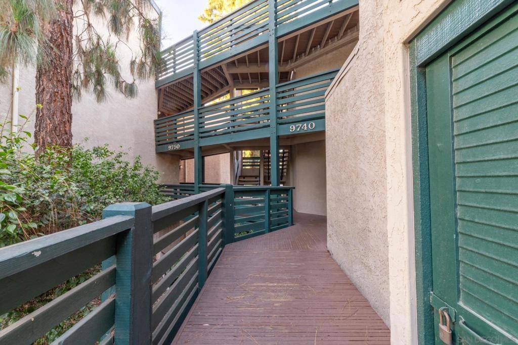 San Diego, CA 92126,9750 Mesa Springs Way #49