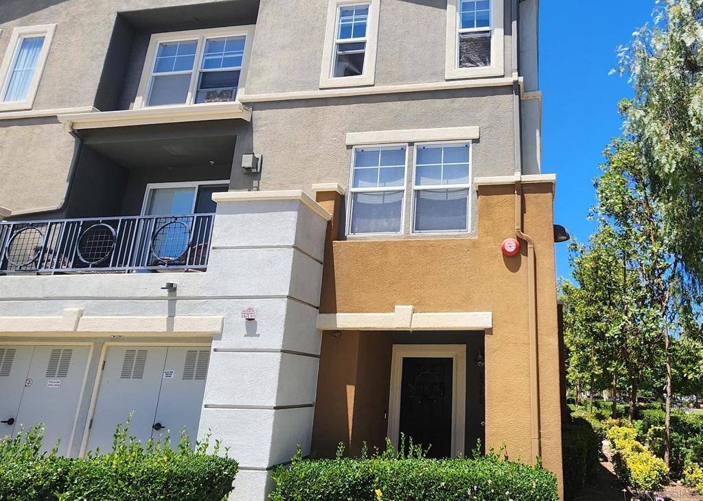 San Diego, CA 92123,8760 Esplanade Park Ln