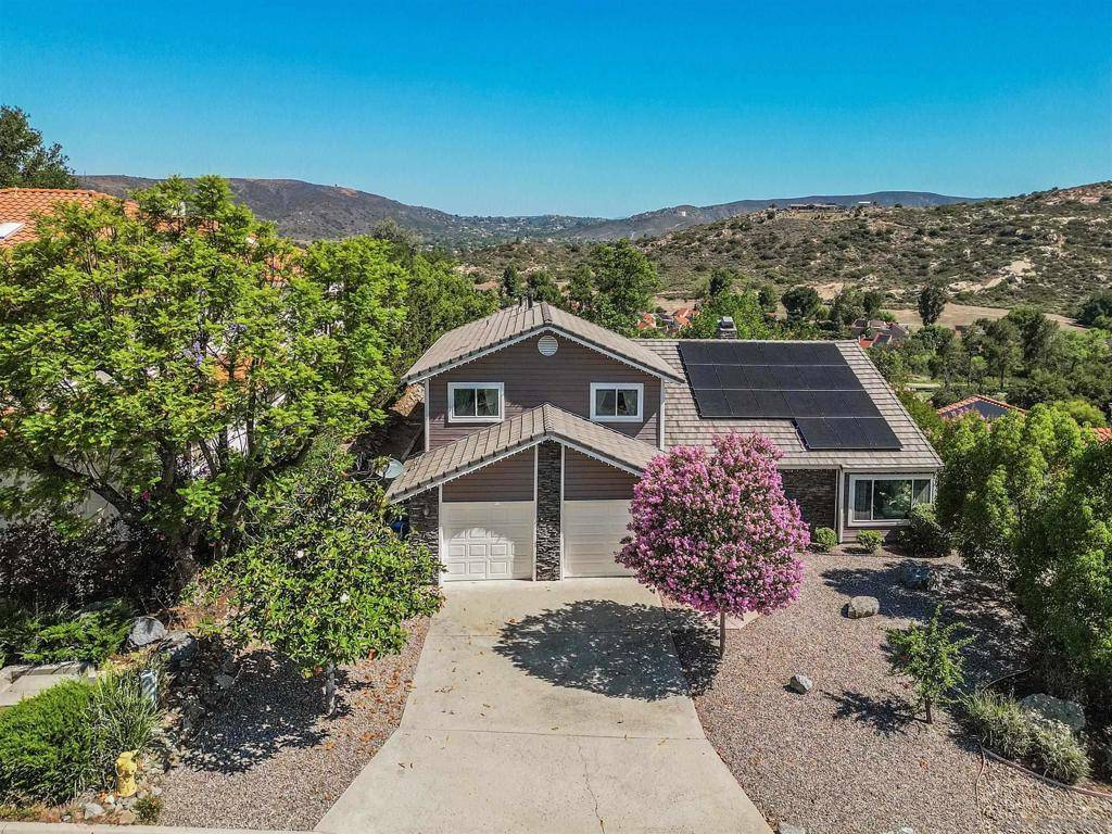 Ramona, CA 92065,15549 Vista Vicente Dr
