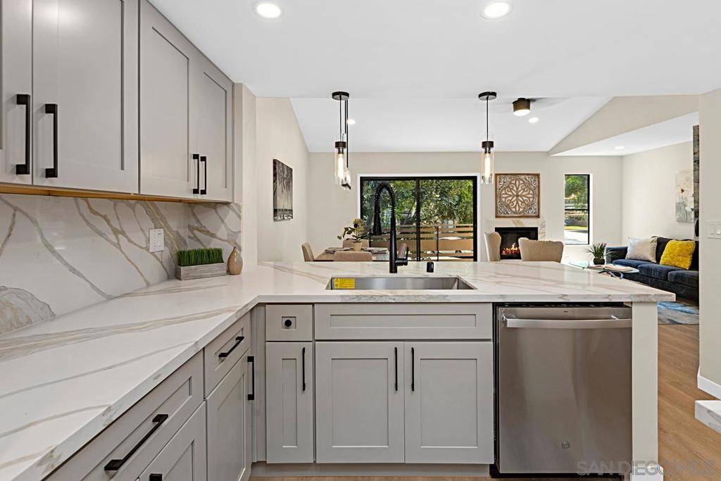 San Diego, CA 92131,9899 Scripps Westview Way #243