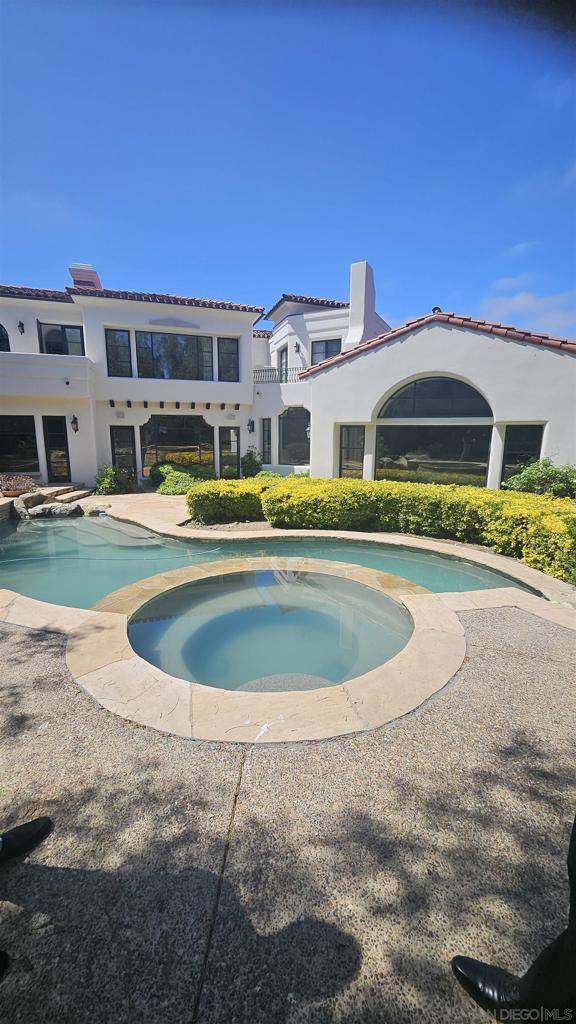 Rancho Santa Fe, CA 92091,18325 Calle La Serra