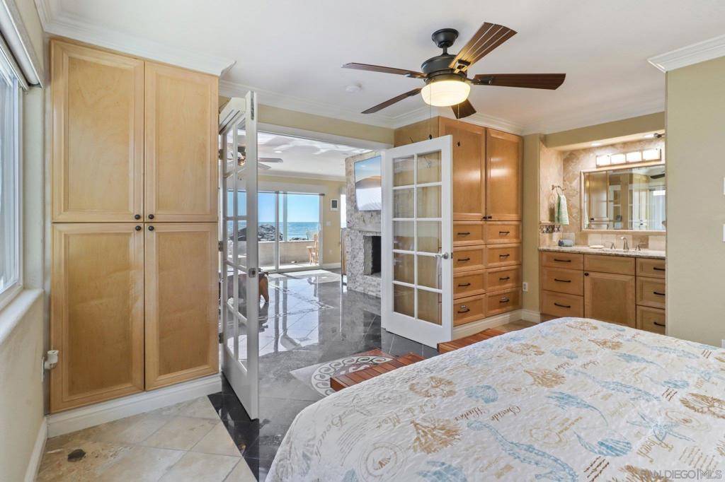 Imperial Beach, CA 91932,1680 Seacoast Drive #C
