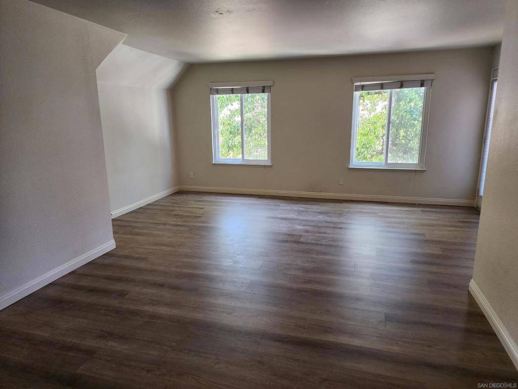 San Diego, CA 92122,3520 Lebon Dr #5220