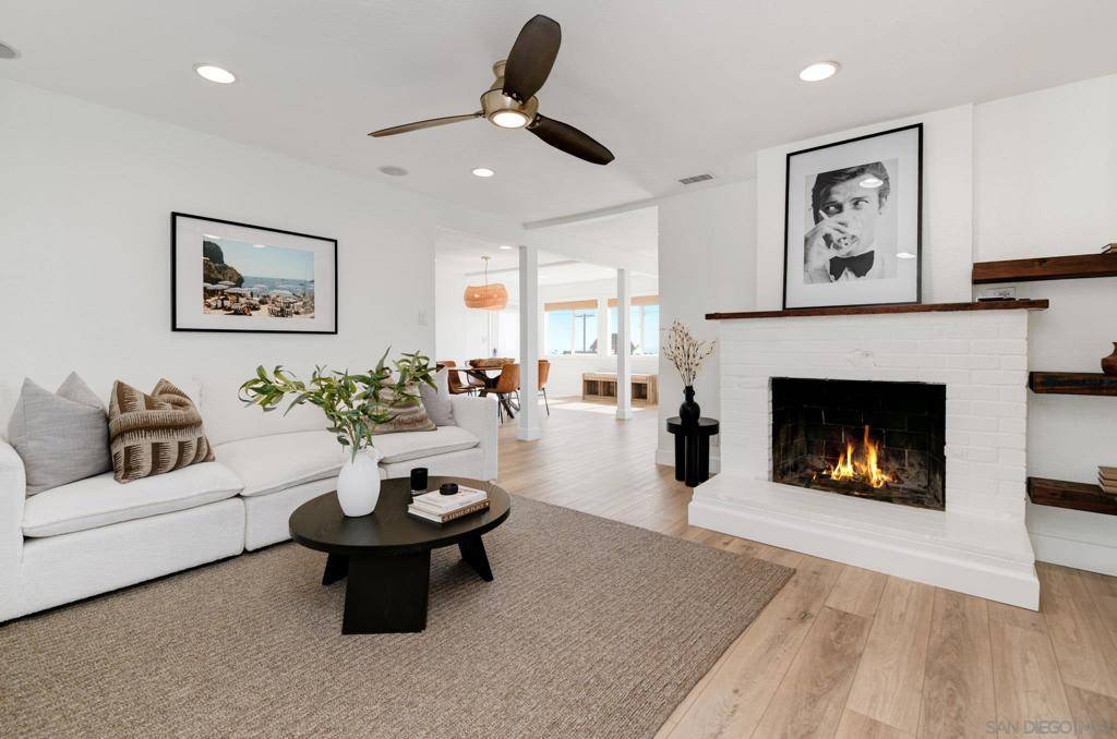 Encinitas, CA 92024,1129 Bonita Dr
