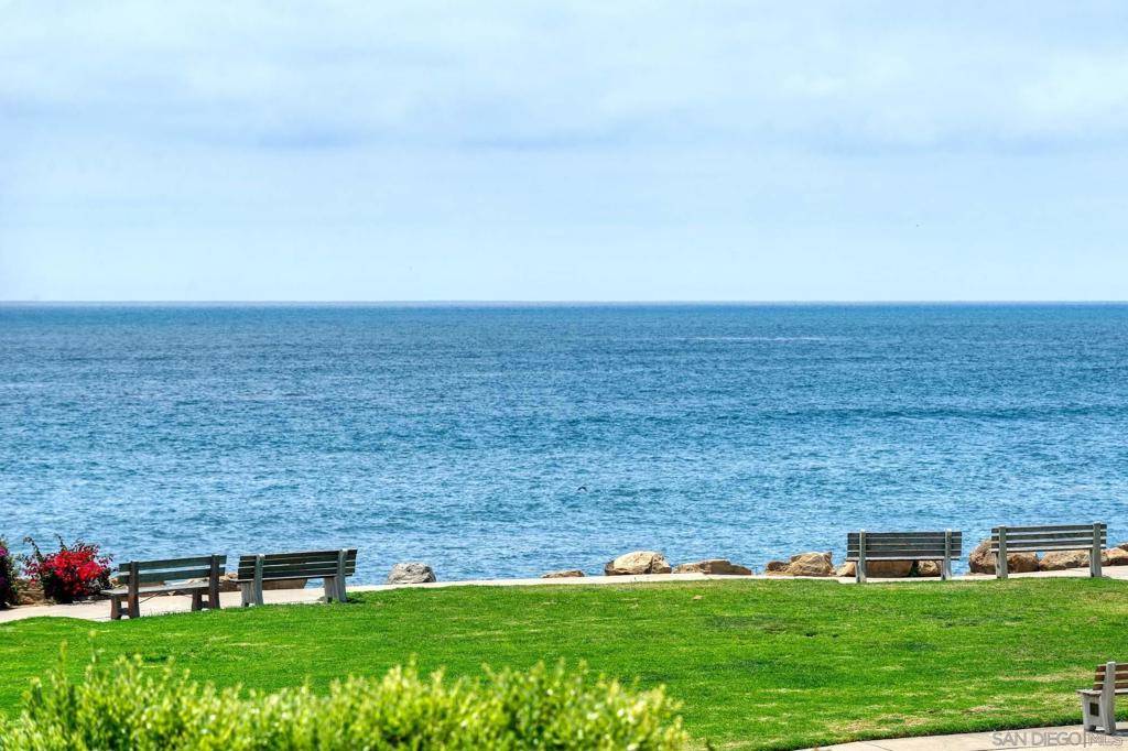 La Jolla, CA 92037,315 Colima Court