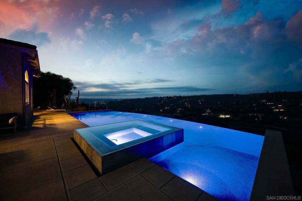 Bonsall, CA 92003,Address not disclosed
