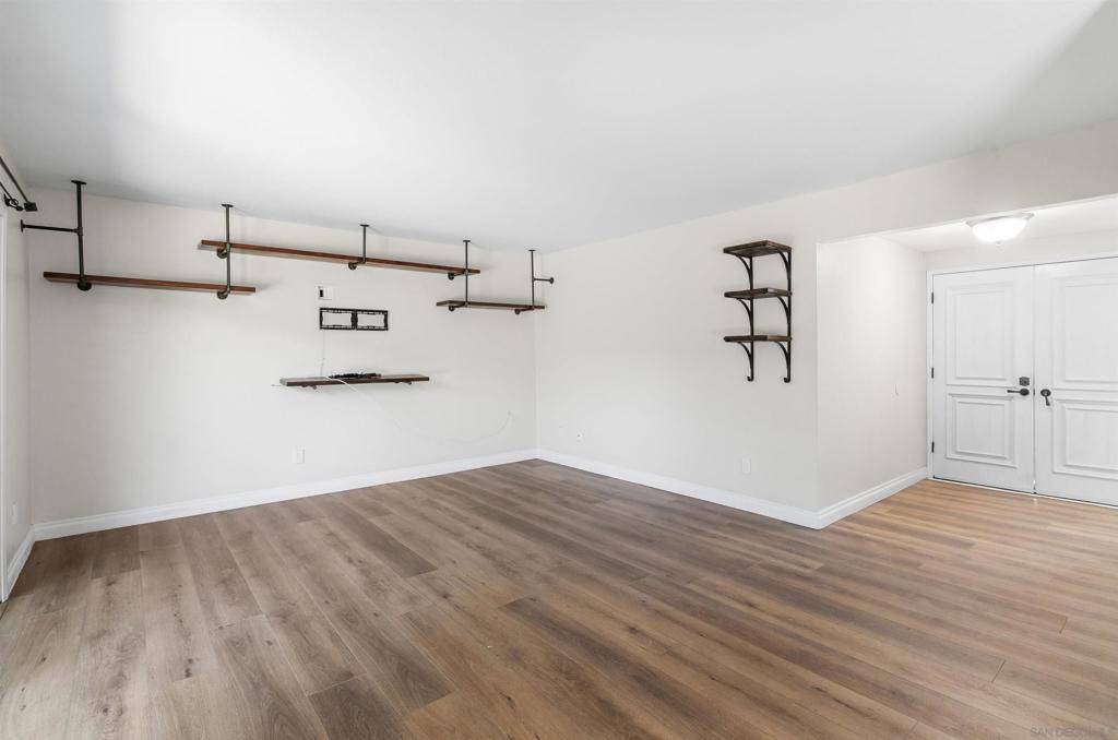 Escondido, CA 92026,1872 Fairway Park #B
